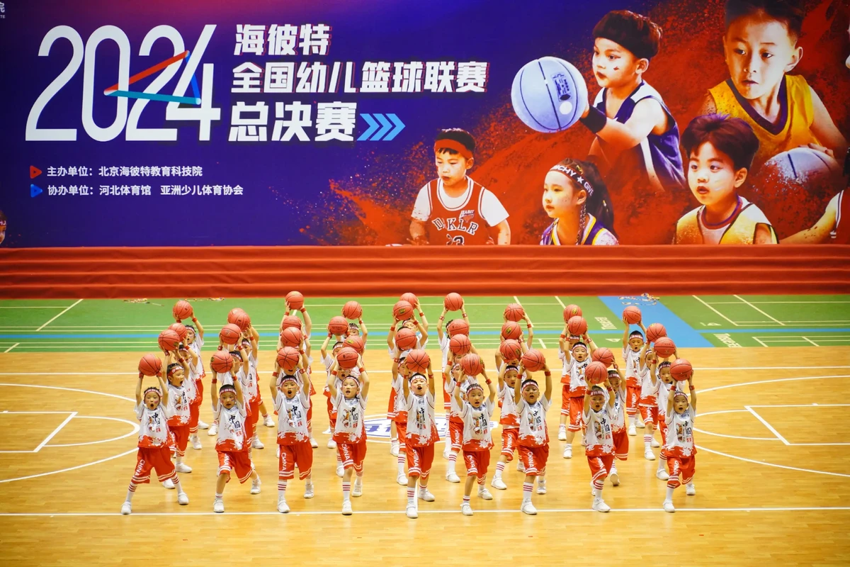 刻苦训练篮球时如何避免受伤的建议_2